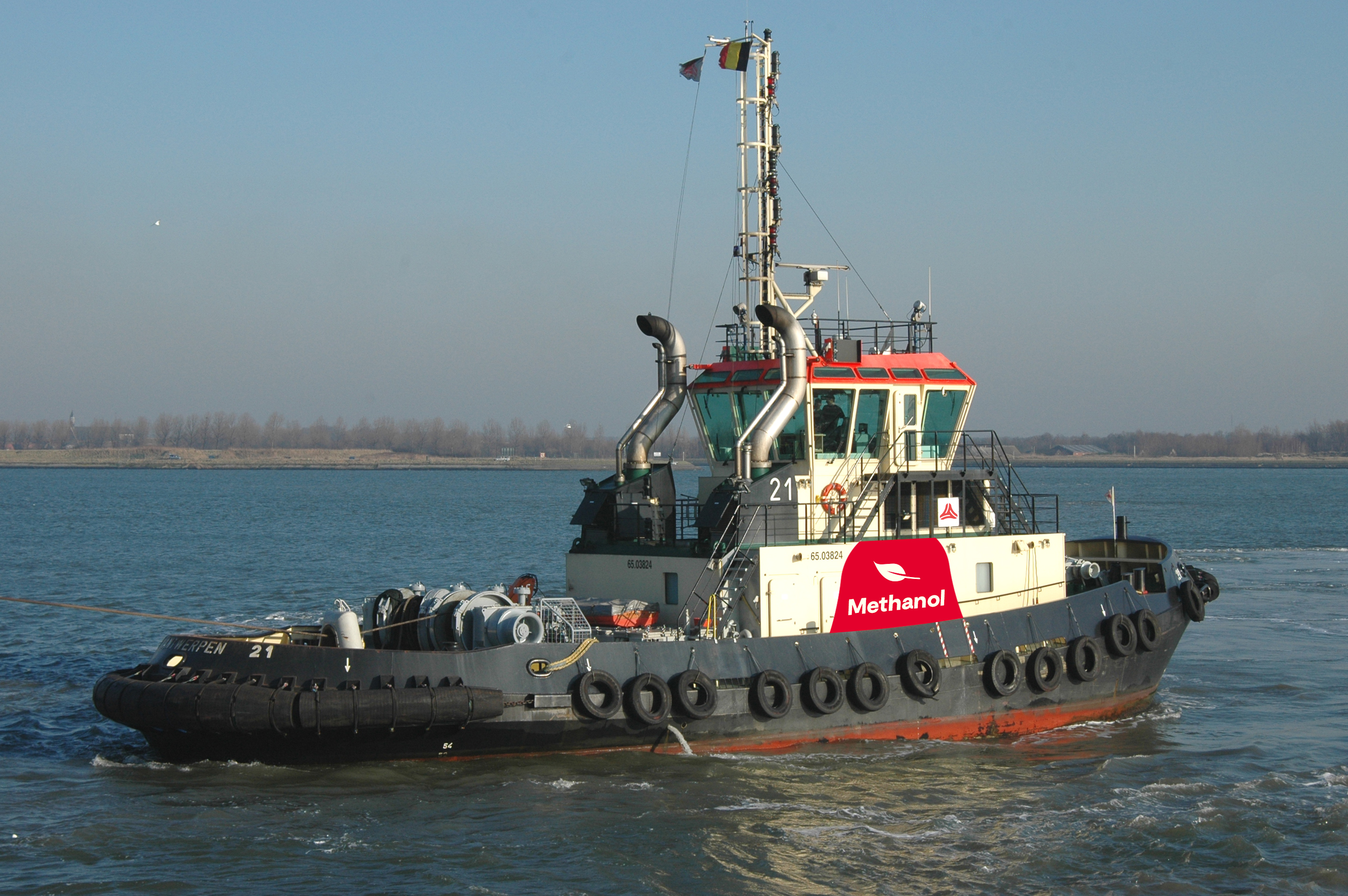 Bild på en metanolbåt i Antwerpen